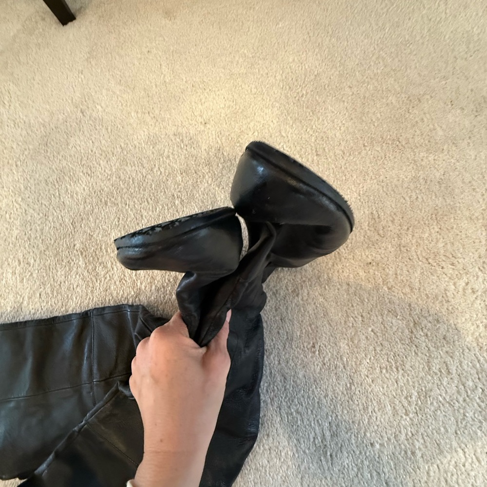 Chinese Laundry Black Over the Knee Boots - Picture 9 of 10
